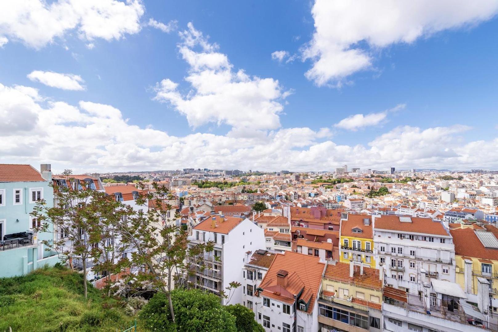 Guestready - Fantastic Rustic Duplex With Terrace Apartment Lisbon Exterior photo